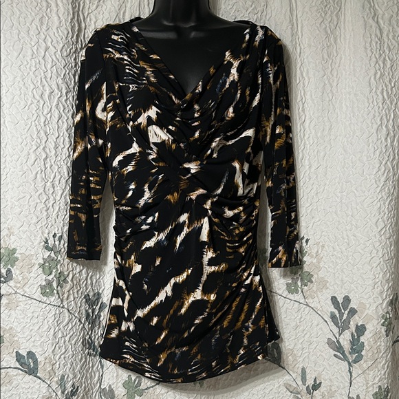 Vince Camuto Tops - Vince Camuto Black and Gold Patterned Top. size M